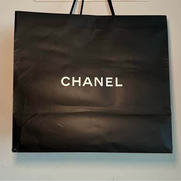 Chanel empty paper bag - Picture 3 of 5